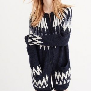 NWT Abercrombie & Fitch Button Up Cardigan Small